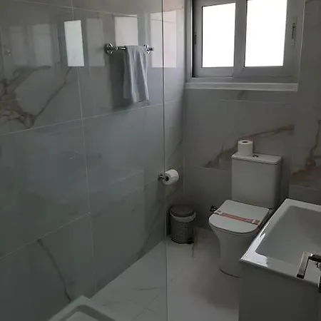 Fig Tree Blue Apartment-141 * プロタラス